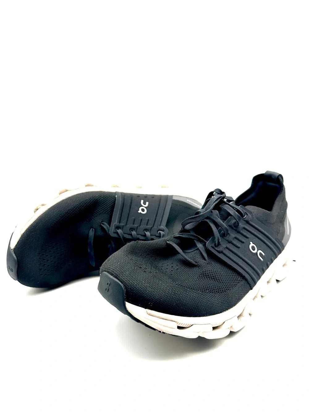 On Running Cloud Men's Black and White Sneakers